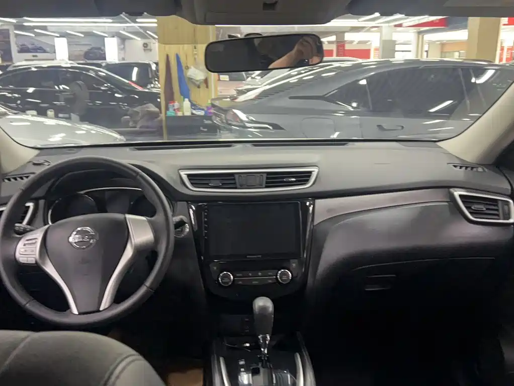 Nissan X-Trail — миниатюра 15