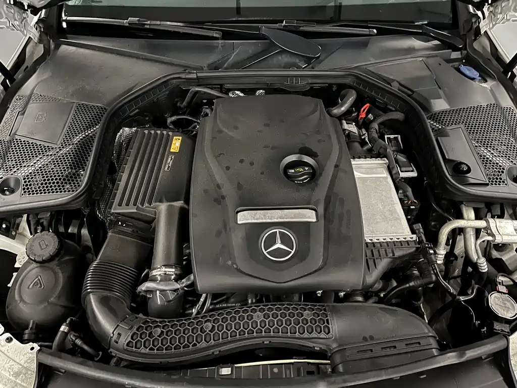 Mercedes-Benz C-Class — миниатюра 19