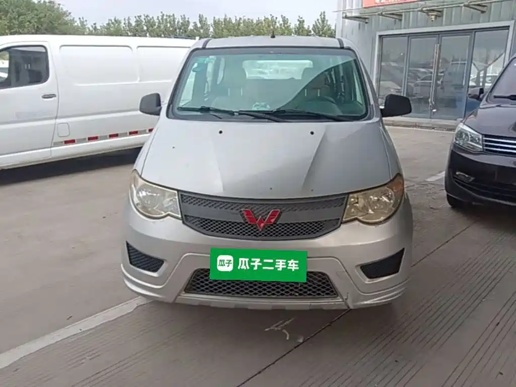 Wuling Hongguang — миниатюра 3