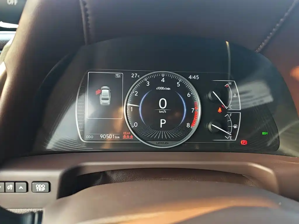 Lexus ES — миниатюра 12
