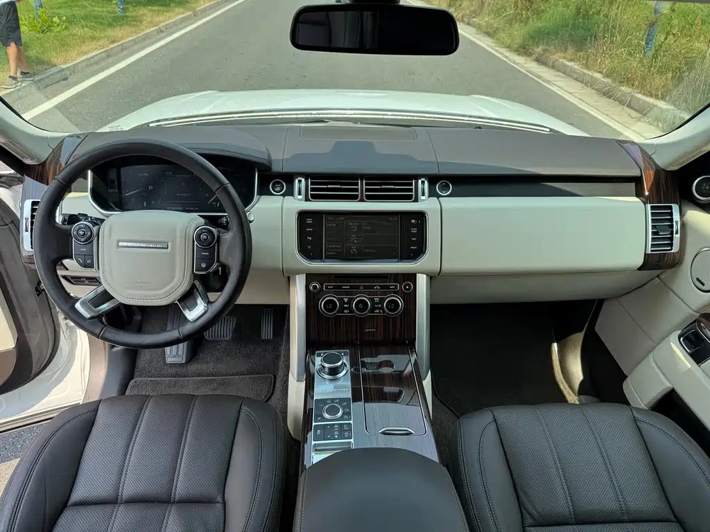 Land Rover Range Rover — миниатюра 11