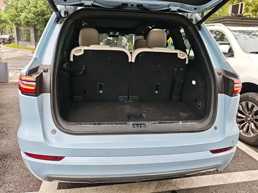Li Auto Li ONE — миниатюра 19