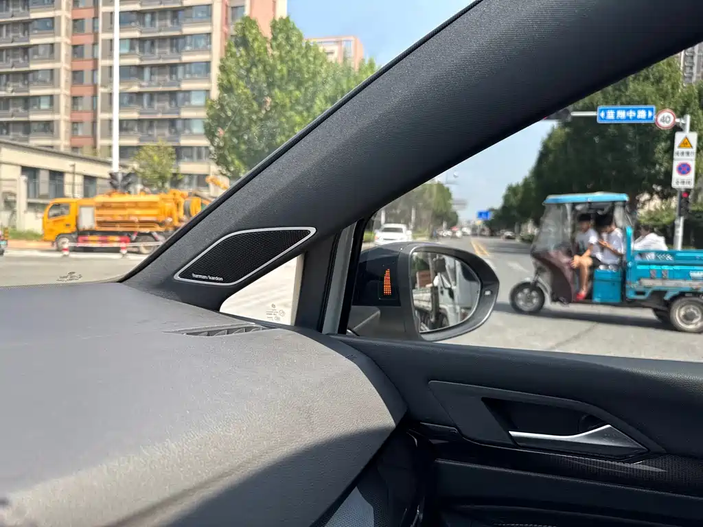 Volkswagen Golf — миниатюра 26
