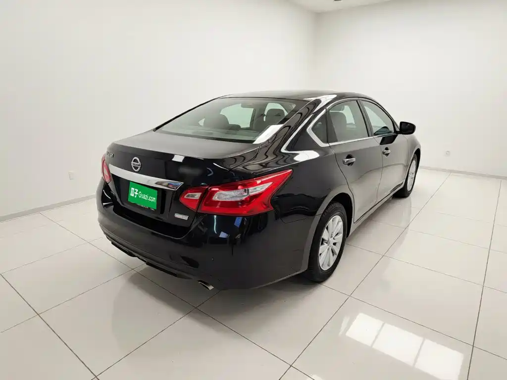 Nissan Altima 2018 2.0L XL