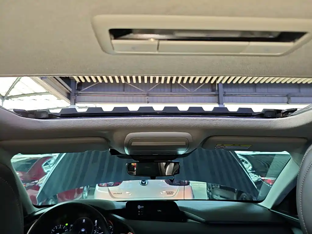 Mazda 3 Axela — миниатюра 18