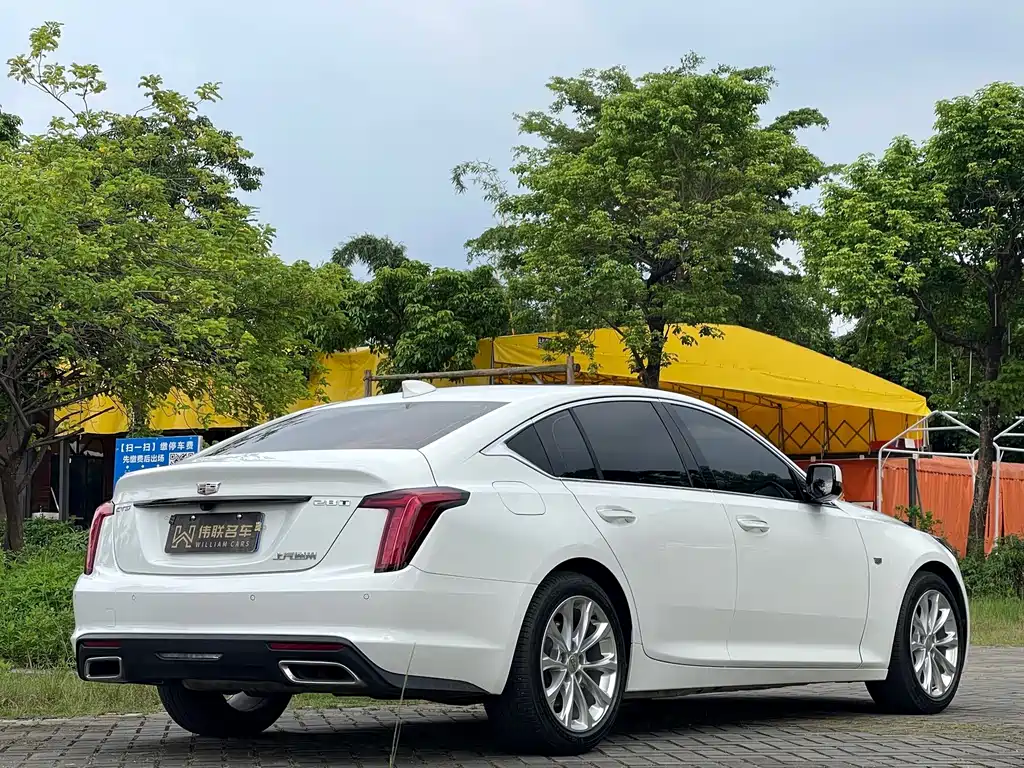 Cadillac CT5 — миниатюра 6