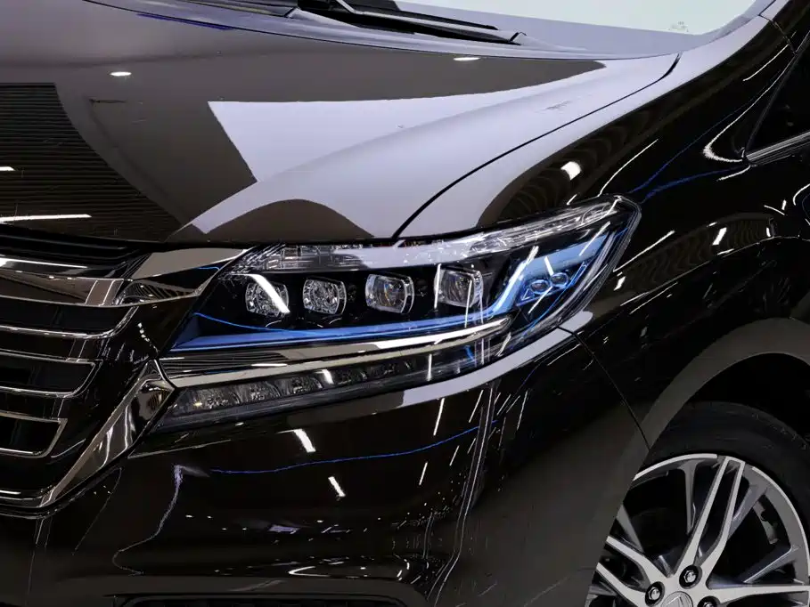 Honda Elysion — миниатюра 10