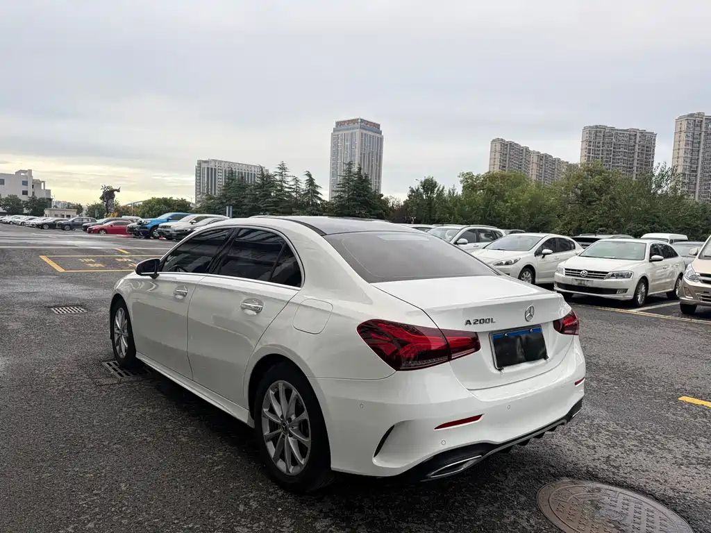 Mercedes-Benz A-Class — миниатюра 16