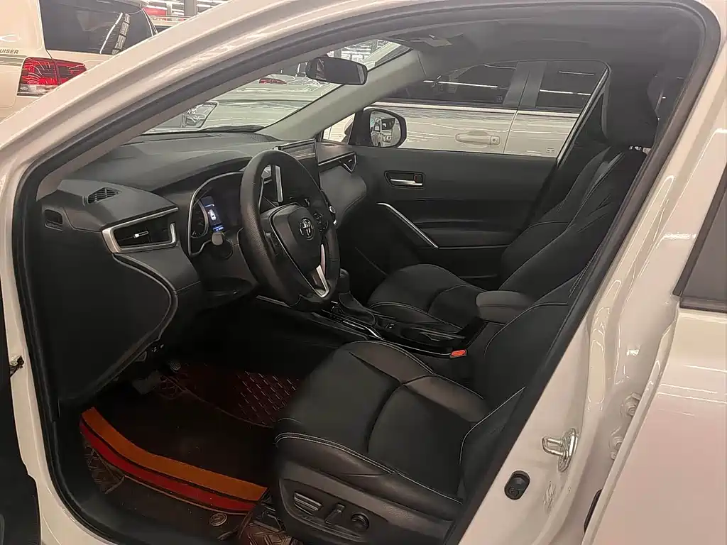 Toyota Frontlander — миниатюра 4