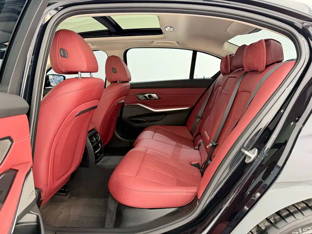 BMW 3 Series — миниатюра 23