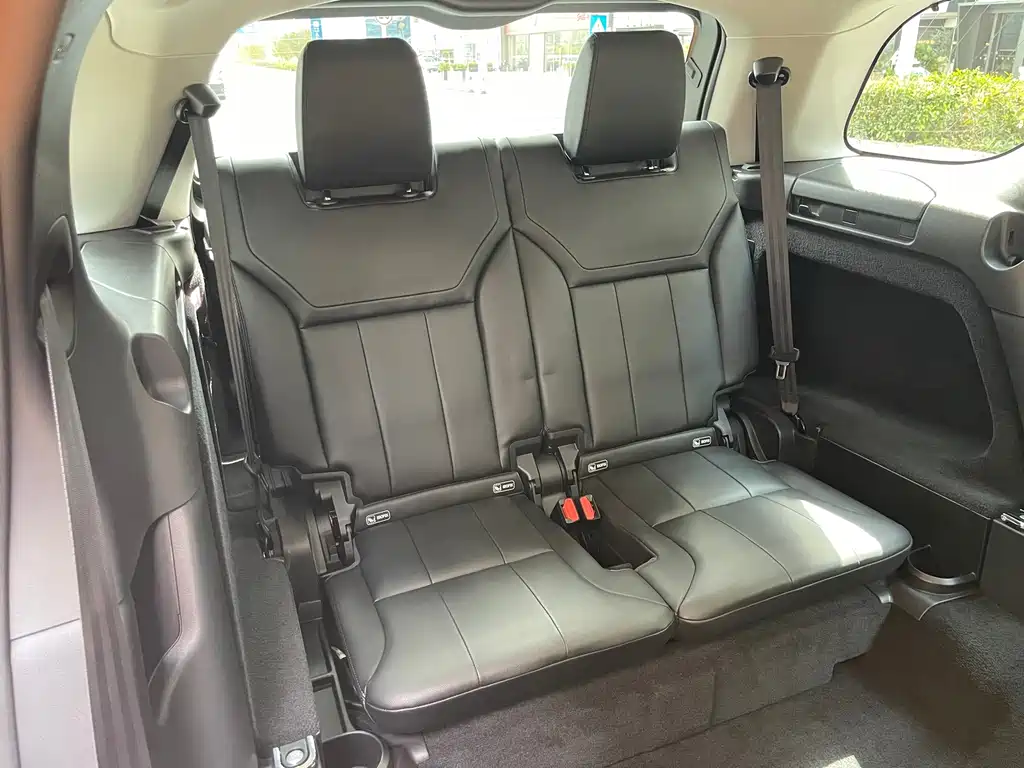 Land Rover Discovery — миниатюра 17