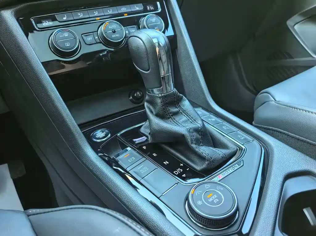 Volkswagen Tharu — миниатюра 10