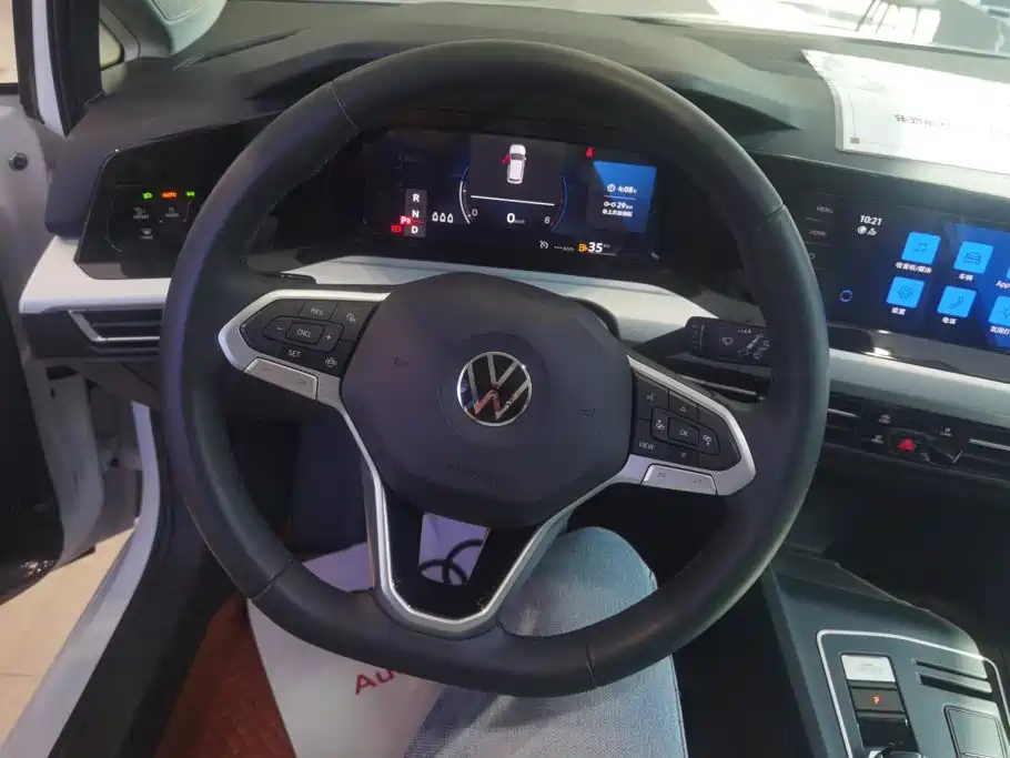 Volkswagen Golf — миниатюра 15