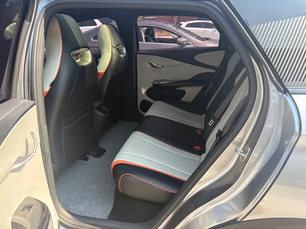 BYD Dolphin — миниатюра 8