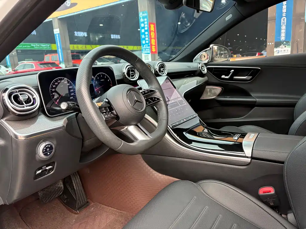 Mercedes-Benz C-Class — миниатюра 4