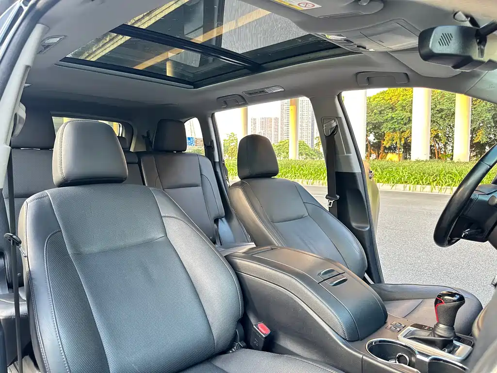 Toyota Highlander — миниатюра 11