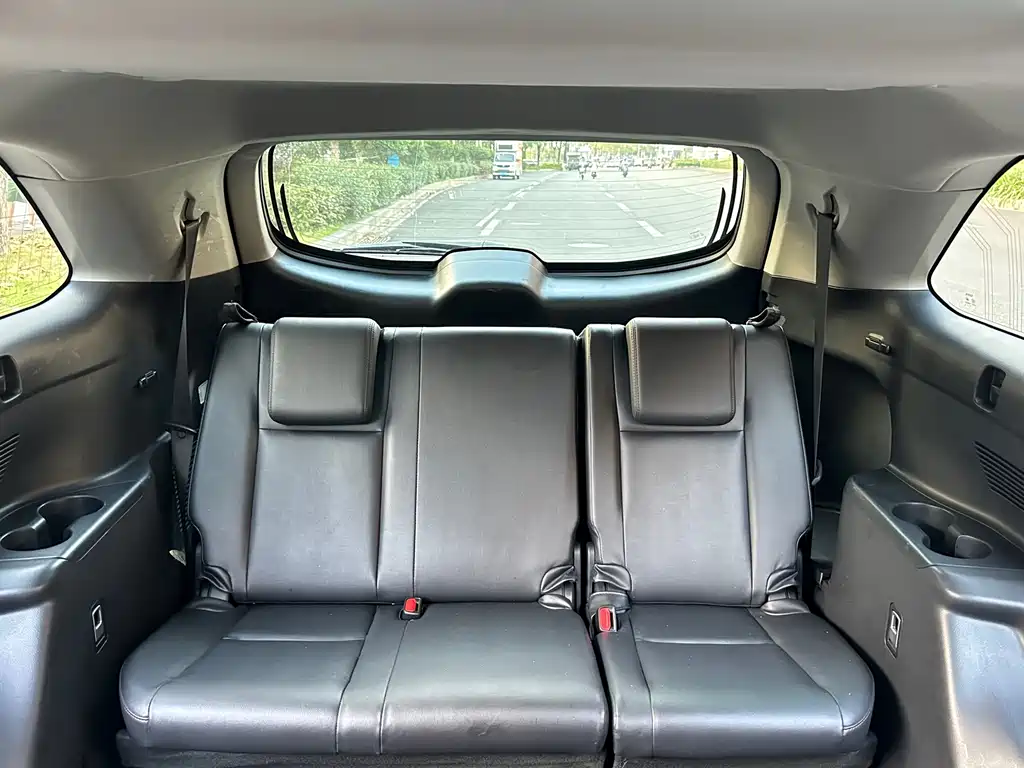 Toyota Highlander — миниатюра 18