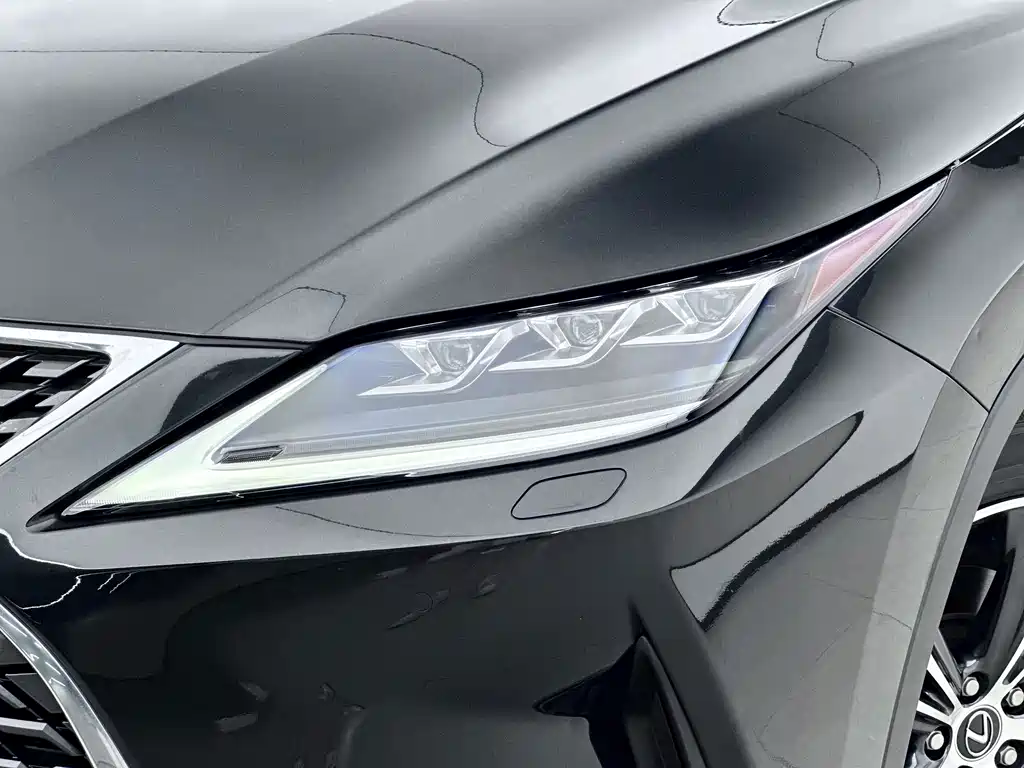 Lexus RX — миниатюра 10