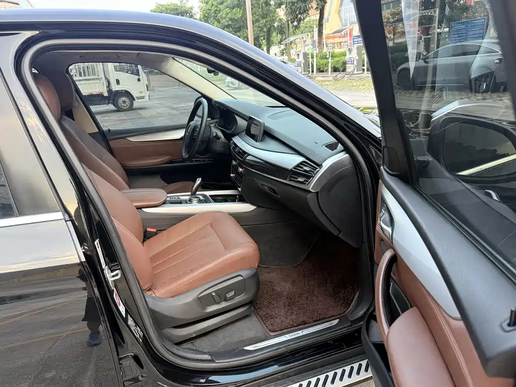 BMW X5 (Import) — миниатюра 8
