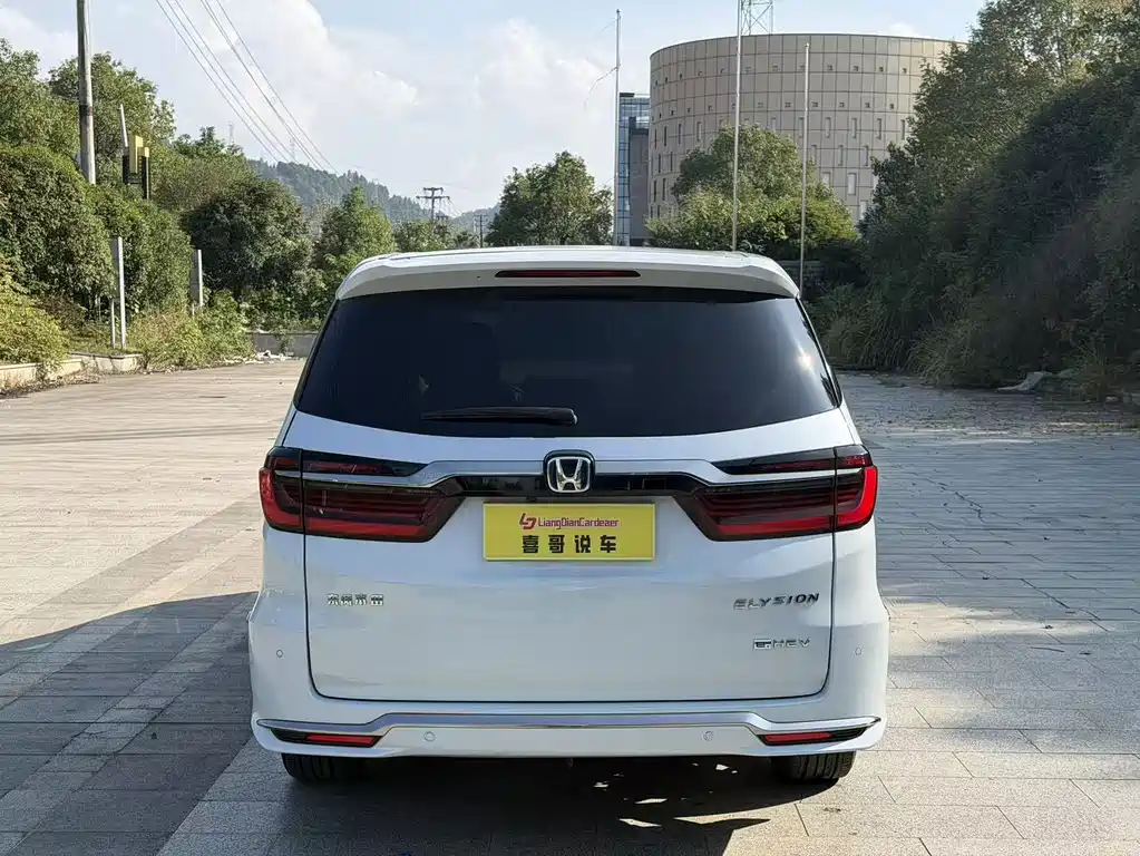 Honda Elysion — миниатюра 2