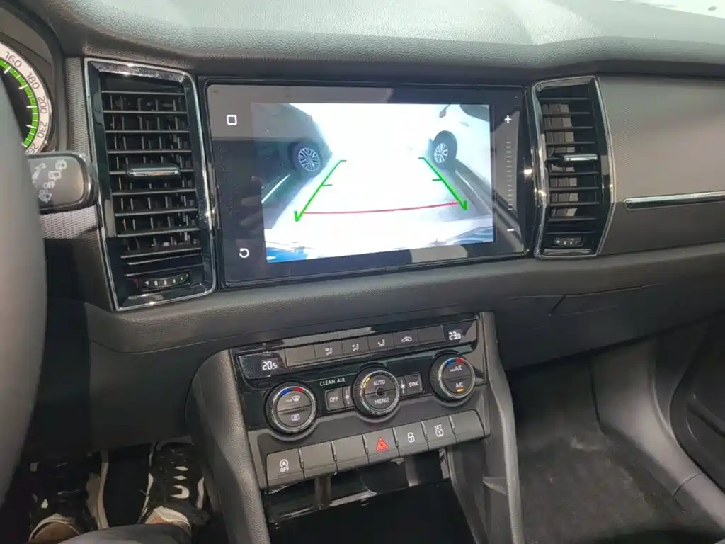 Skoda Kodiaq — миниатюра 13