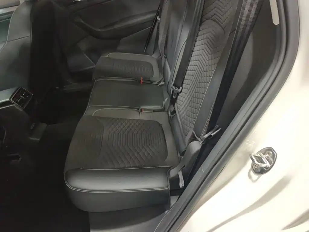 Skoda Kodiaq — миниатюра 17