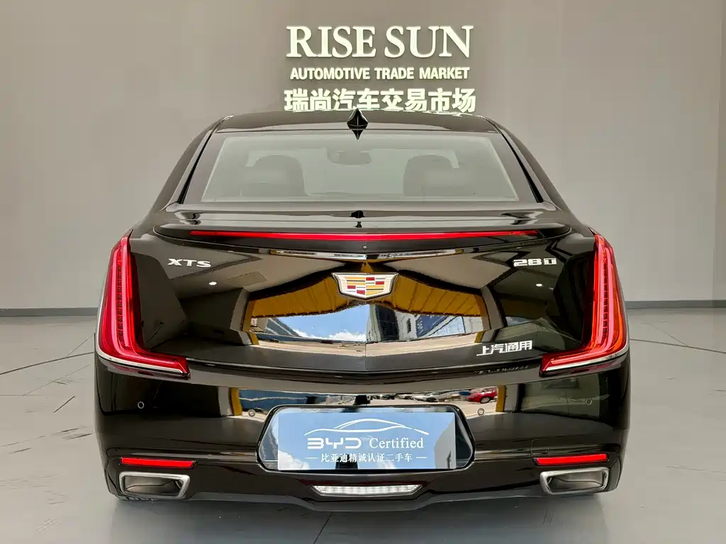 Cadillac XTS — миниатюра 5