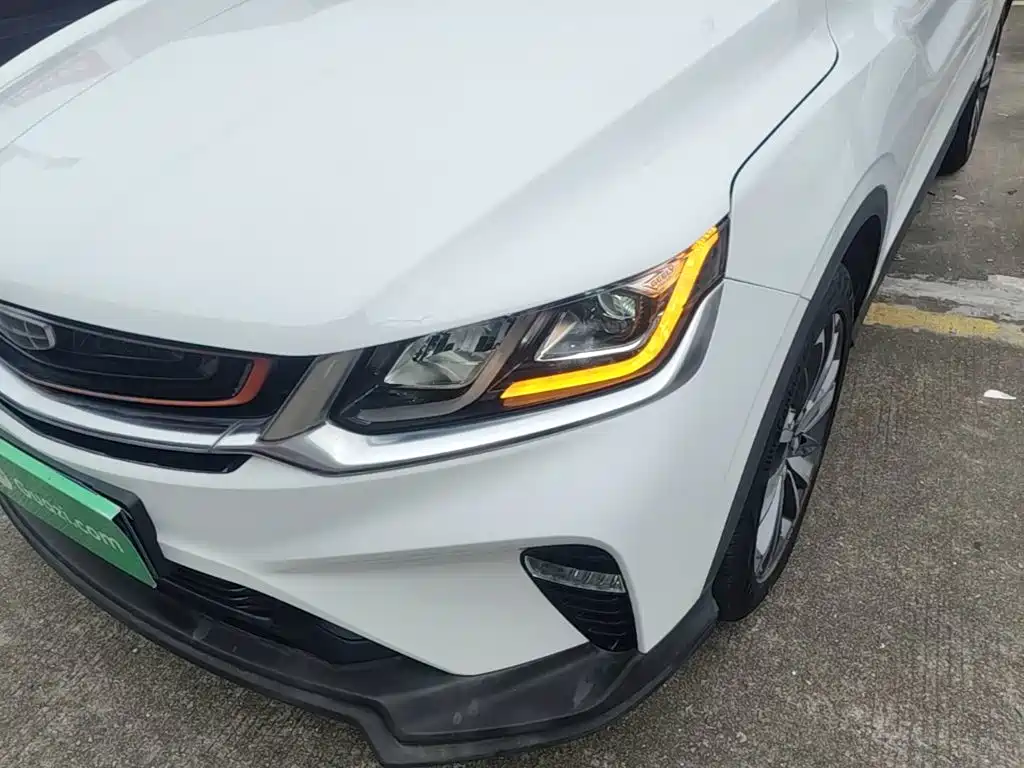Geely Binyue — миниатюра 24