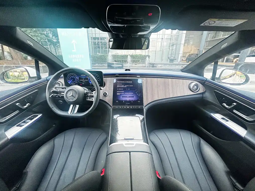 Mercedes-Benz EQE — миниатюра 8