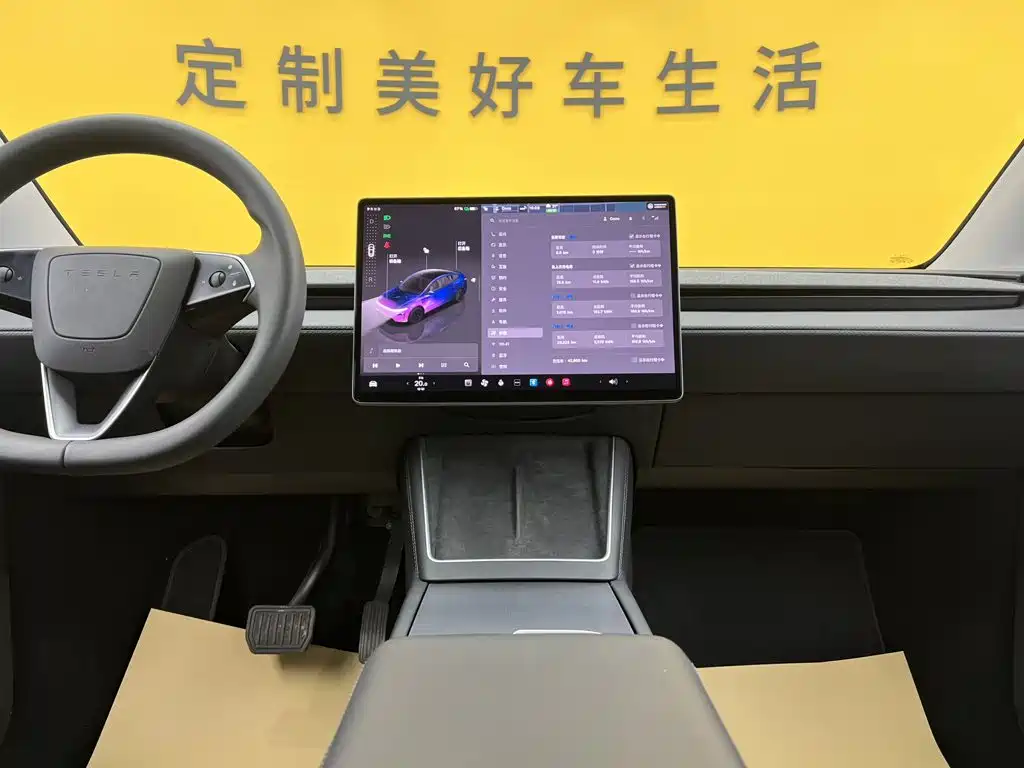 Tesla Model Y — миниатюра 22
