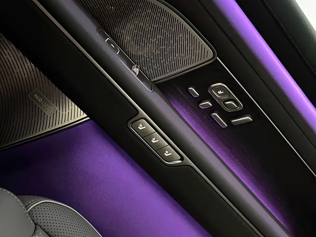 NIO ES8 2026 мест Executive Luxury