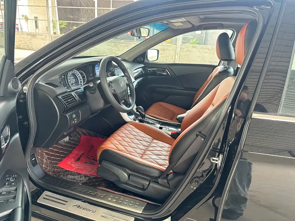 Honda Accord — миниатюра 10