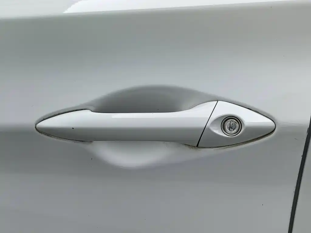 Hyundai Elantra Langdong — миниатюра 18