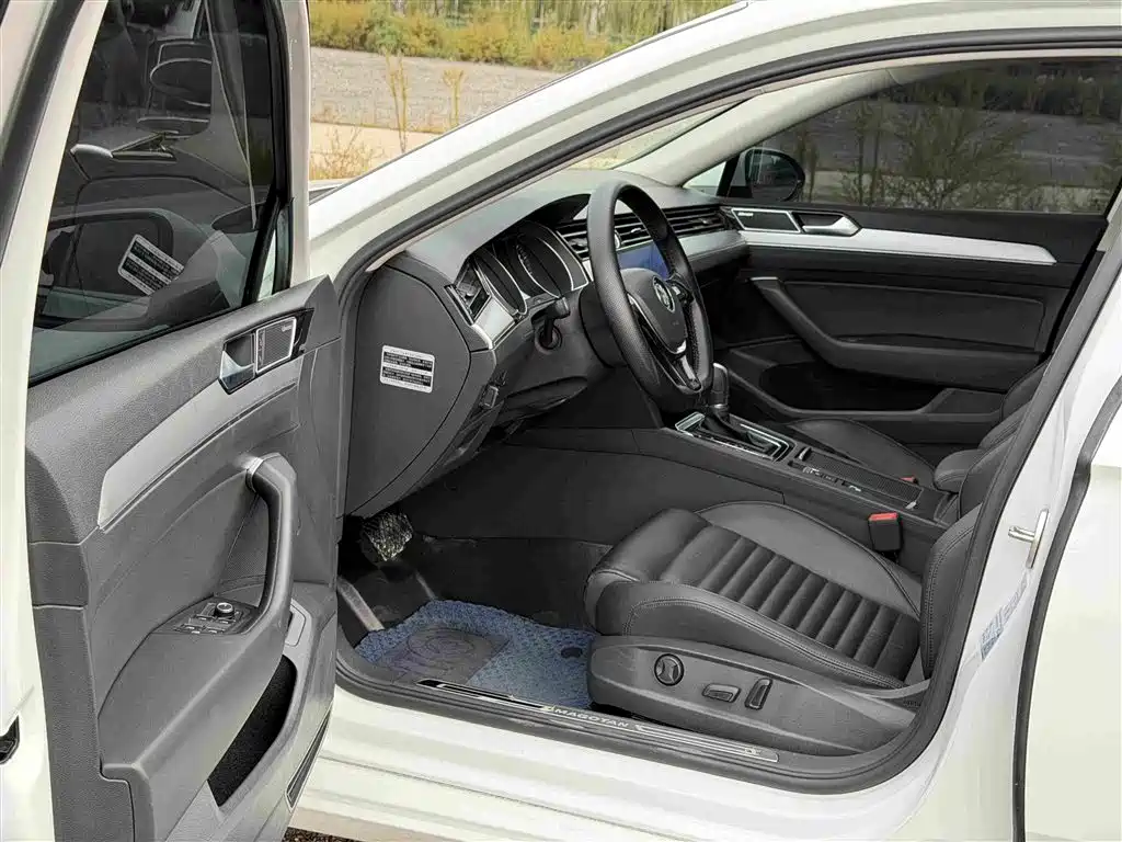Volkswagen Magotan — миниатюра 7