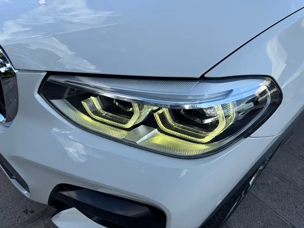 BMW X4 — миниатюра 12