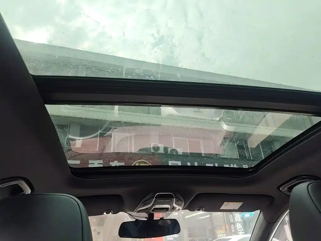 Geely Binyue — миниатюра 18
