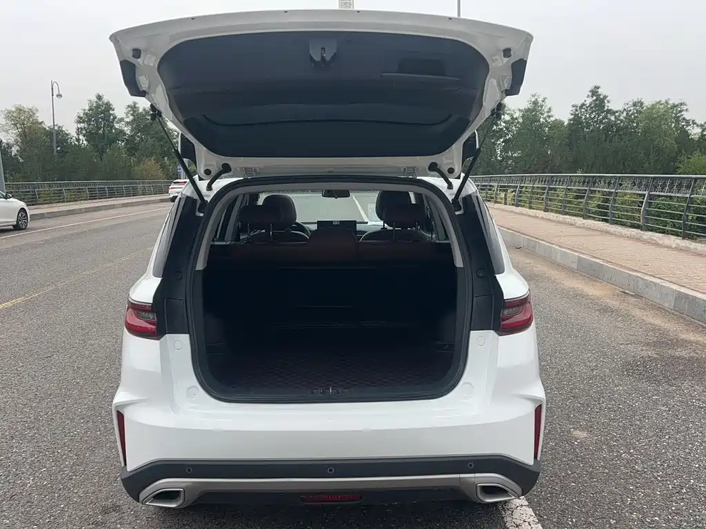 Geely Vision X6 — миниатюра 19