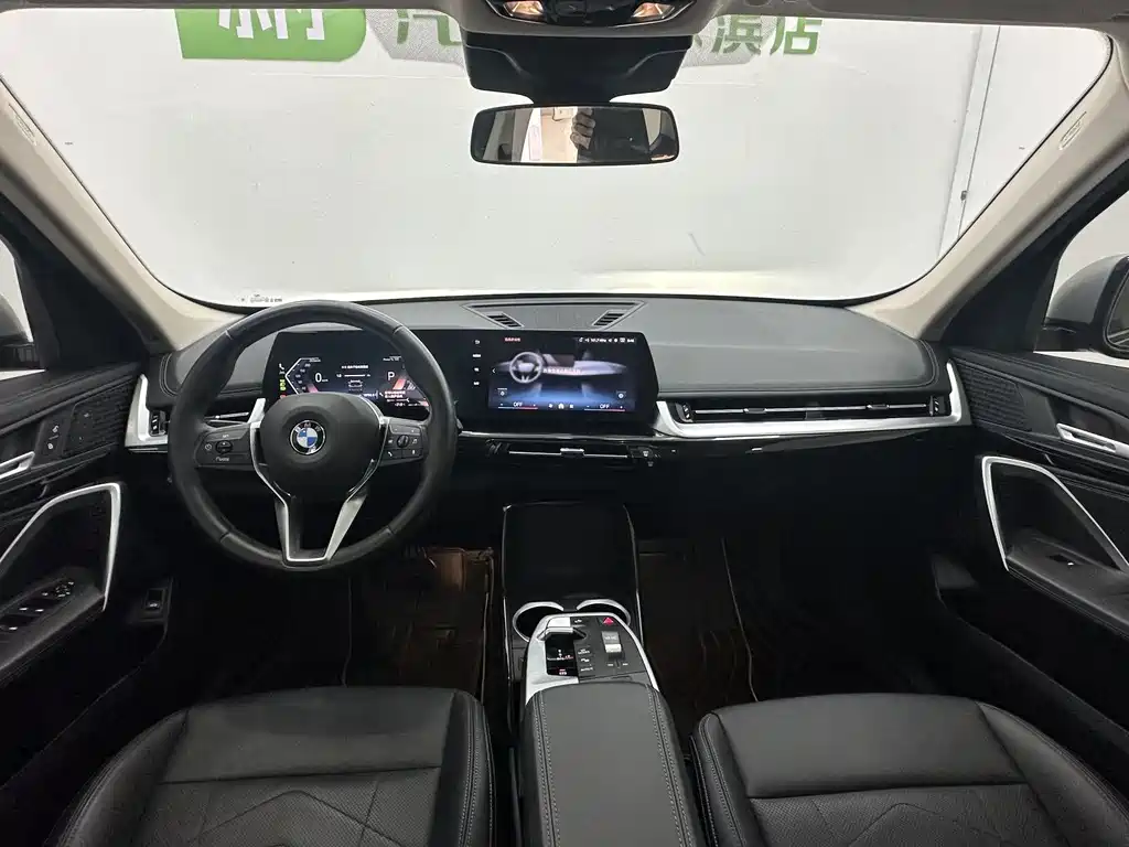 BMW X1 2023 sDrive20Li X