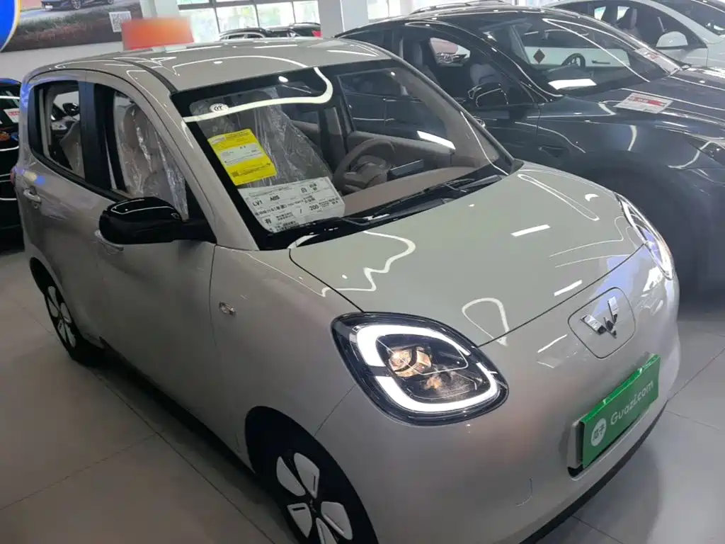 Wuling MINIEV — миниатюра 4