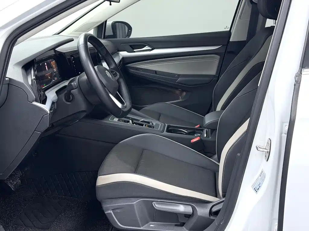 Volkswagen Golf — миниатюра 3