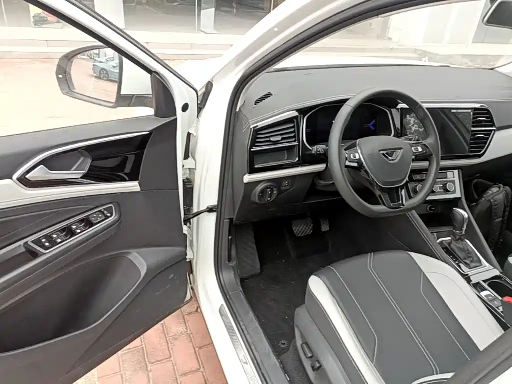 Jetta VS7 — миниатюра 16