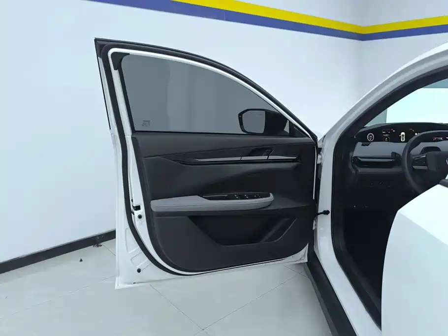 Changan UNI-V — миниатюра 7
