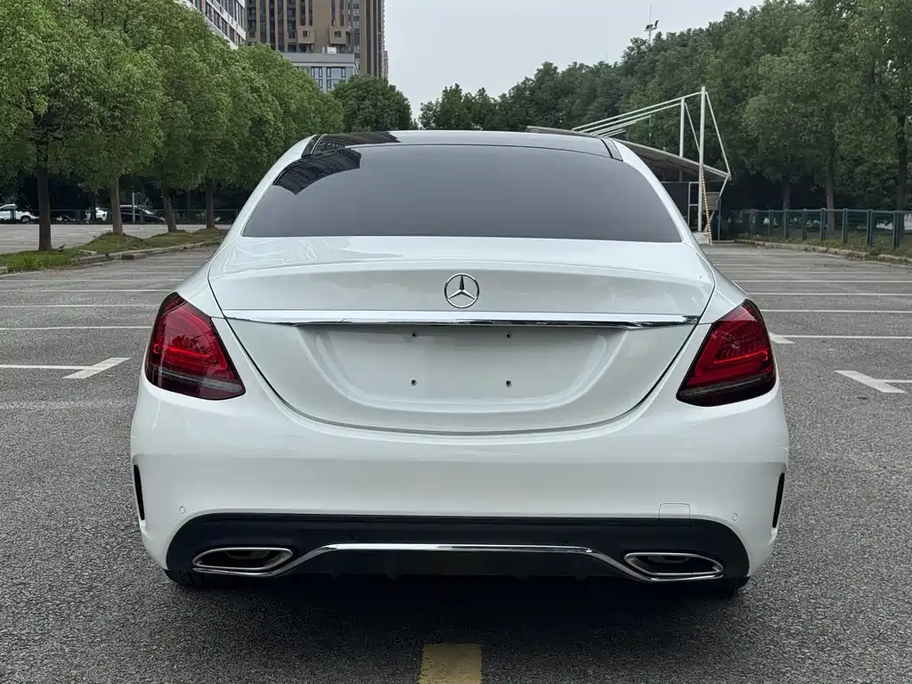 Mercedes-Benz C-Class — миниатюра 5