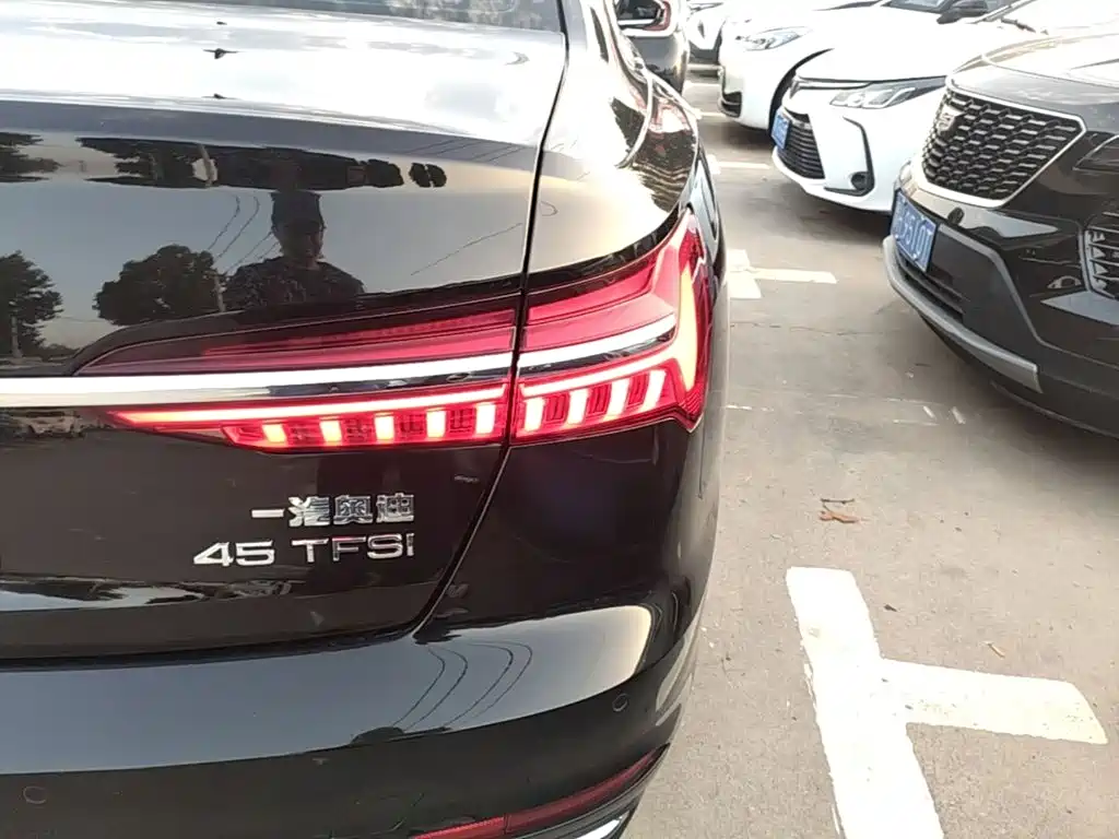 Audi A6L — миниатюра 8