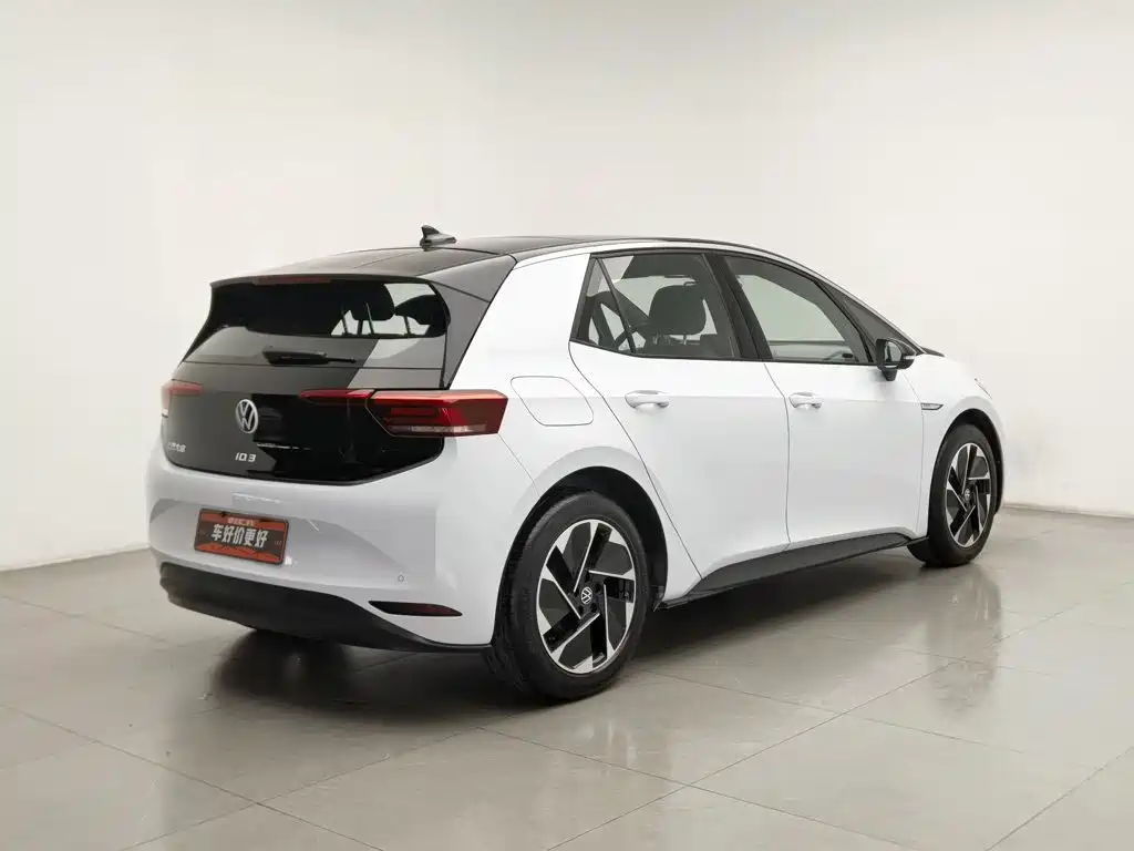Volkswagen ID.3 — миниатюра 2