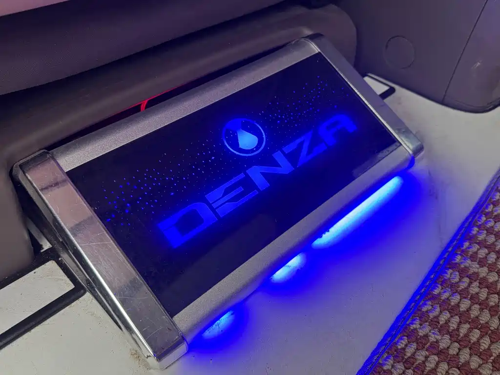 Denza Denza D9 — миниатюра 10
