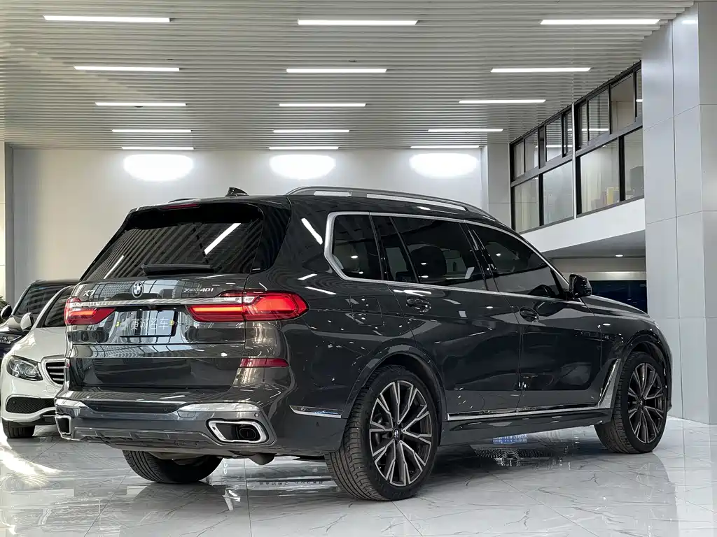 BMW X7 2021 xDrive40i Executive M Sport