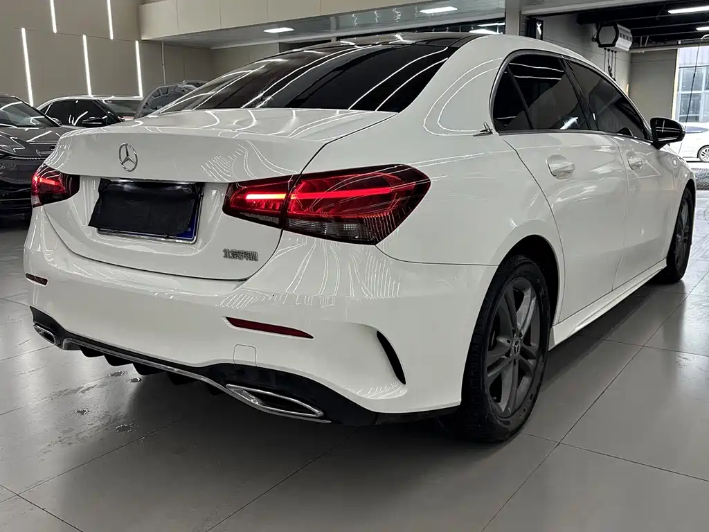 Mercedes-Benz A-Class — миниатюра 9
