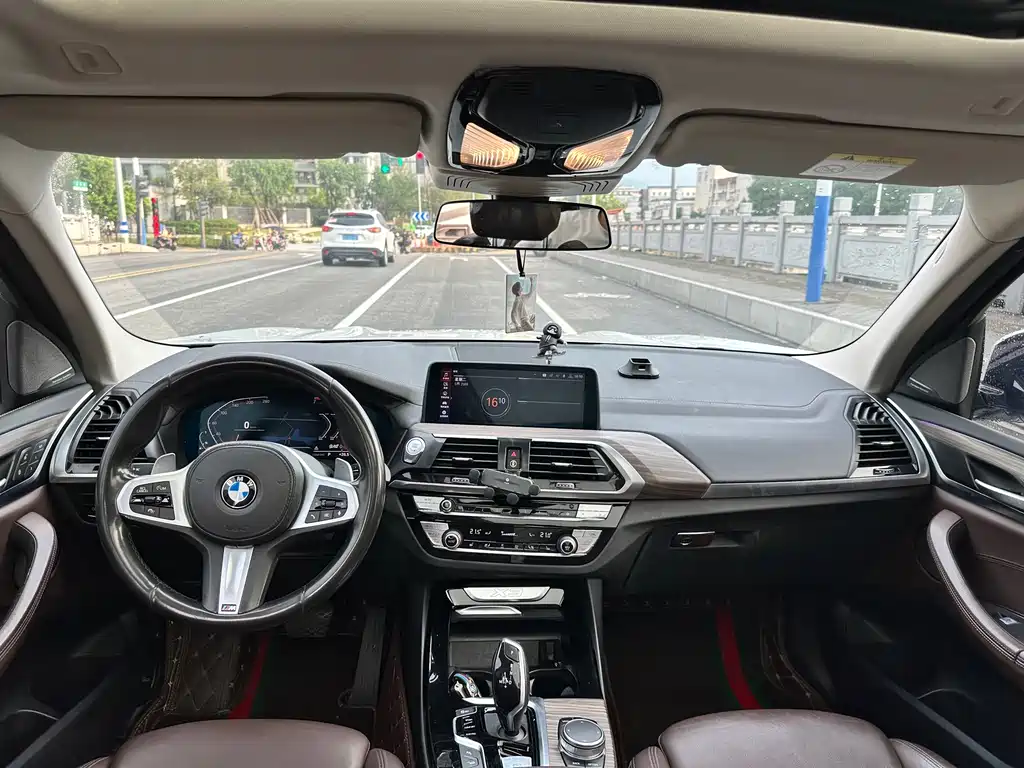 BMW X3 — миниатюра 6