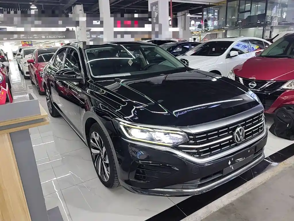 Volkswagen Passat 2022 330TSI Luxury